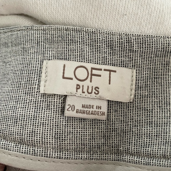 Loft side zip shorts - Picture 3 of 3